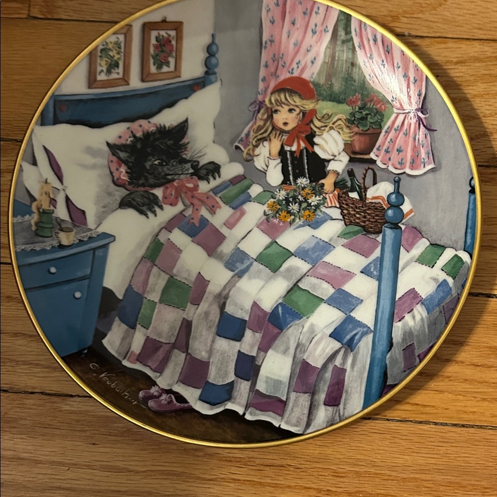 Decorative Little Red Riding Hood Plate